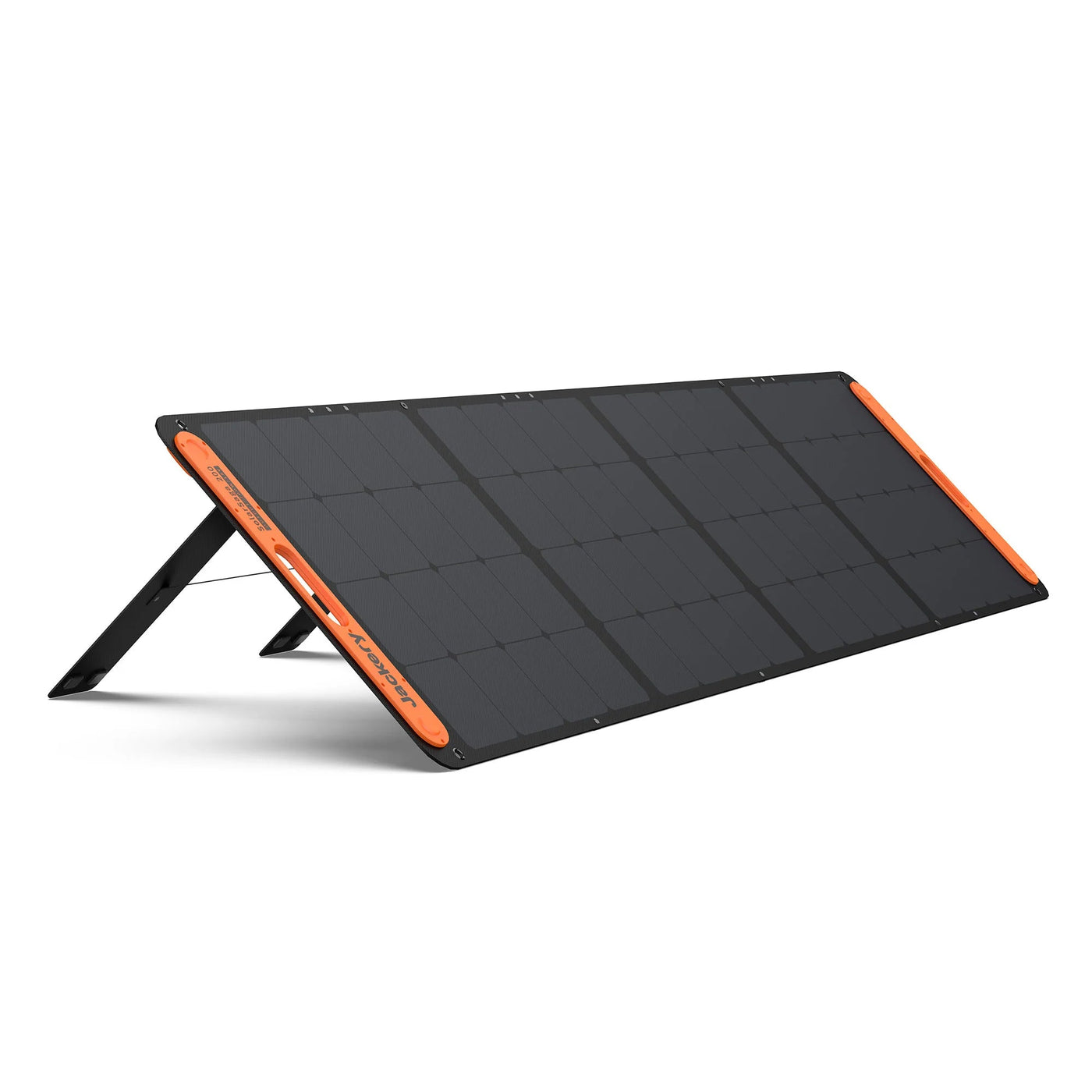 Explorer 3000 Pro mit 2 x SolarSaga 200 Solarpanels